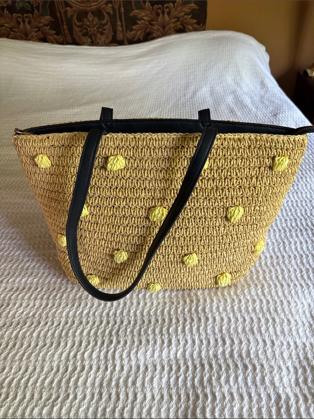 Talbots Woven Straw Summer Tote with Navy Handles and Zipped Top. Fully - Picture 2 of 6
